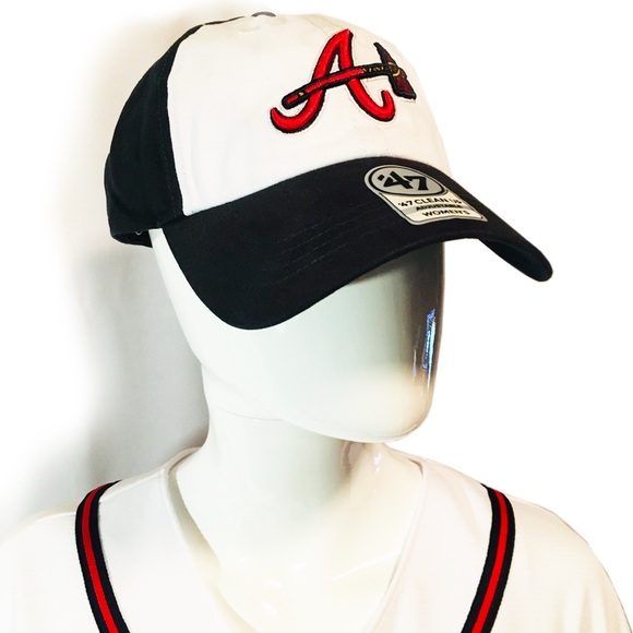Women’s Atlanta Braves Hall of Fame Adjustable Clean Up Cap Navy and White - Picture 7 of 10